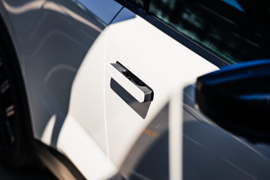 Nissan LEAF detail