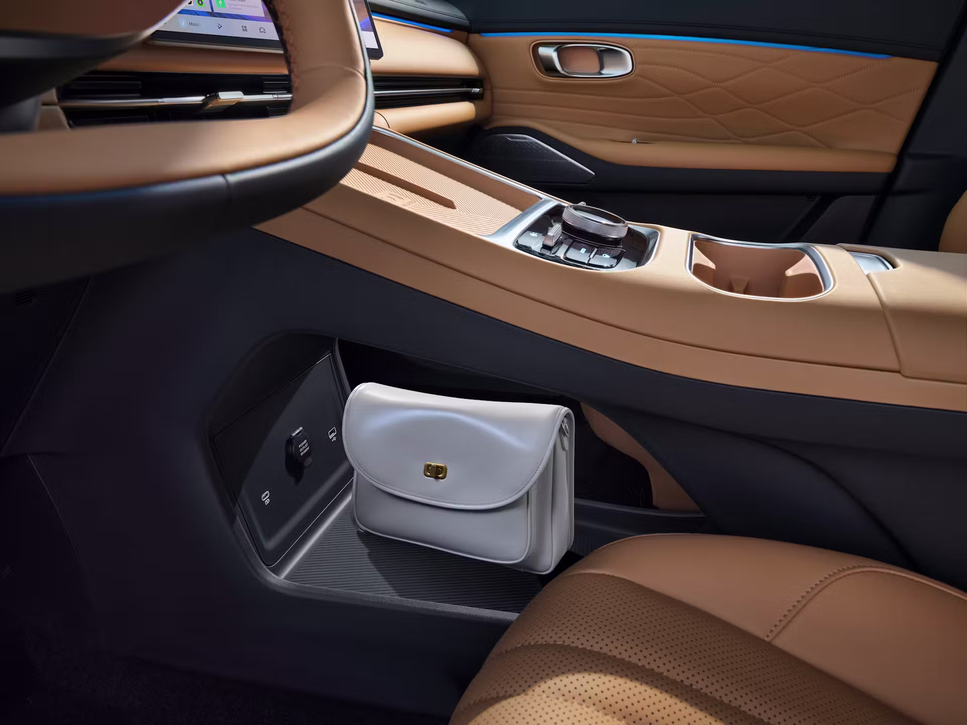 GEELY STARRAY EM-i opbergoplossingen