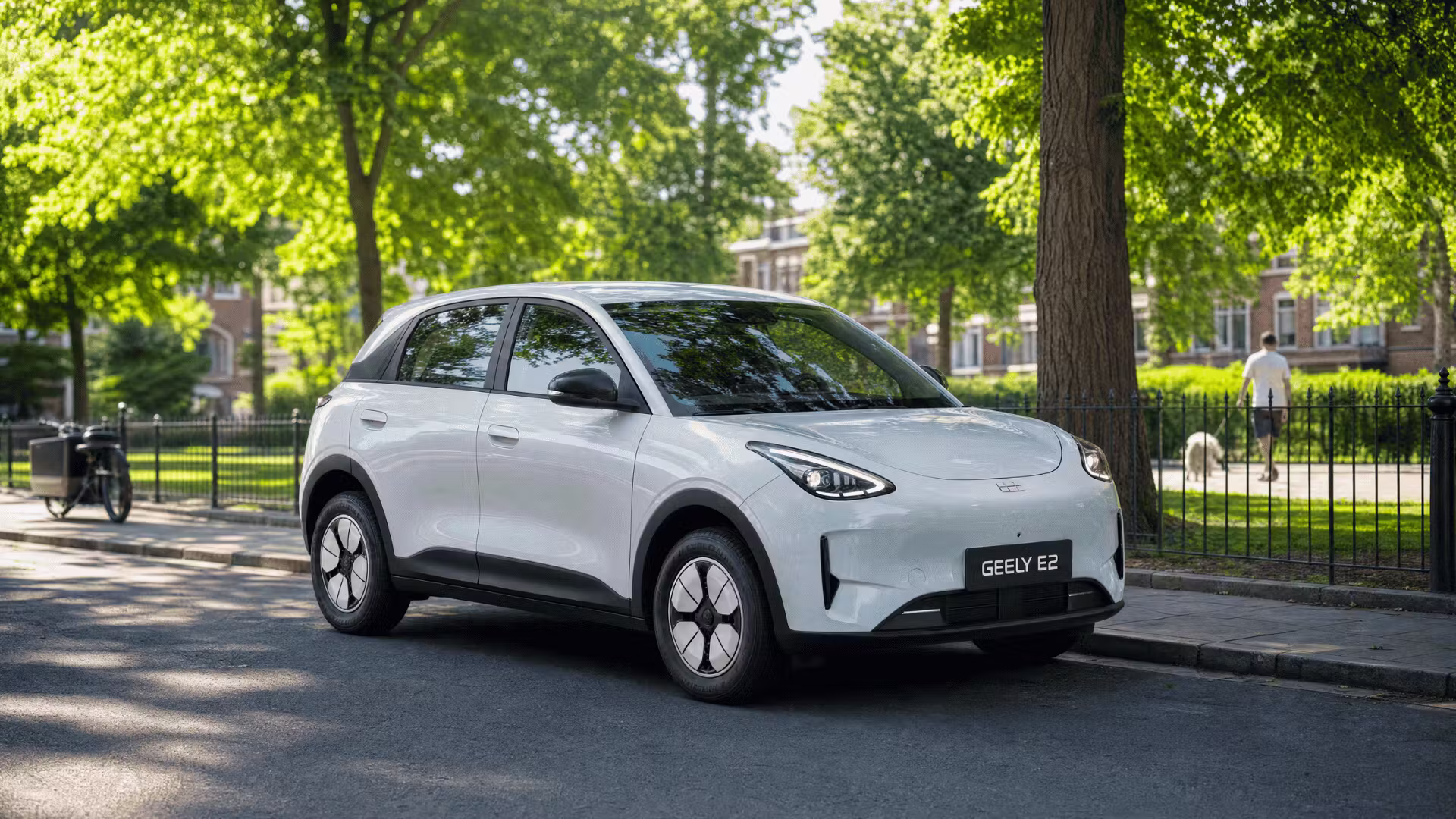 Geely E2